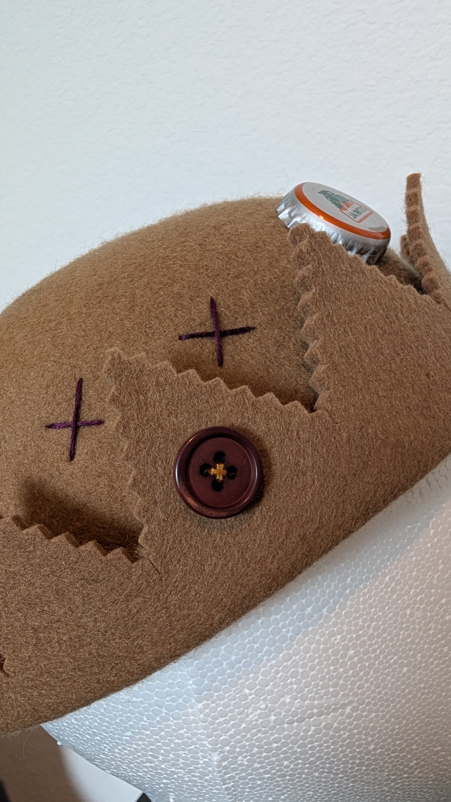 Whoopee Cap Caramel / Purple X