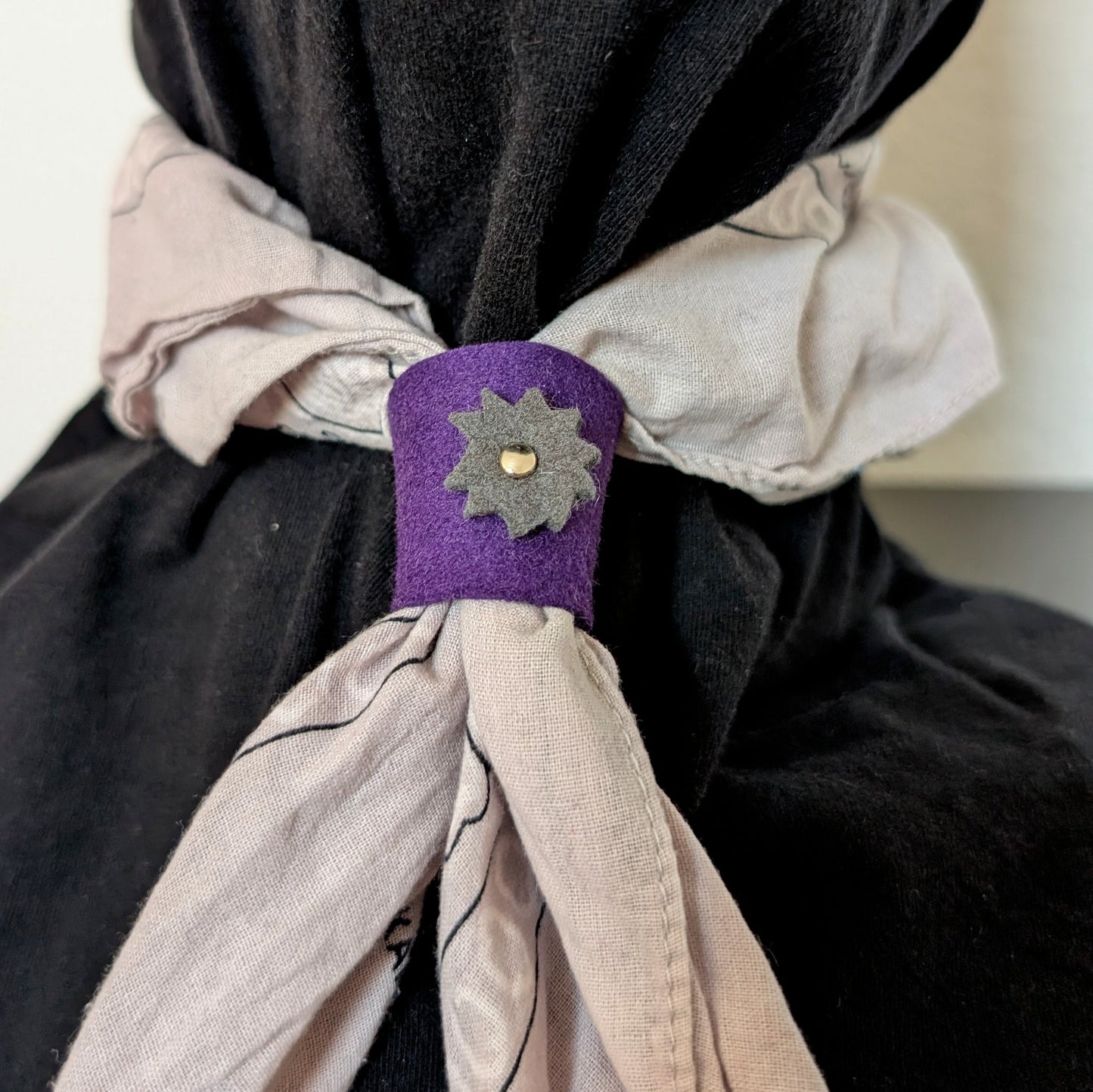Slide - Purple/Dk Grey Pinwheel