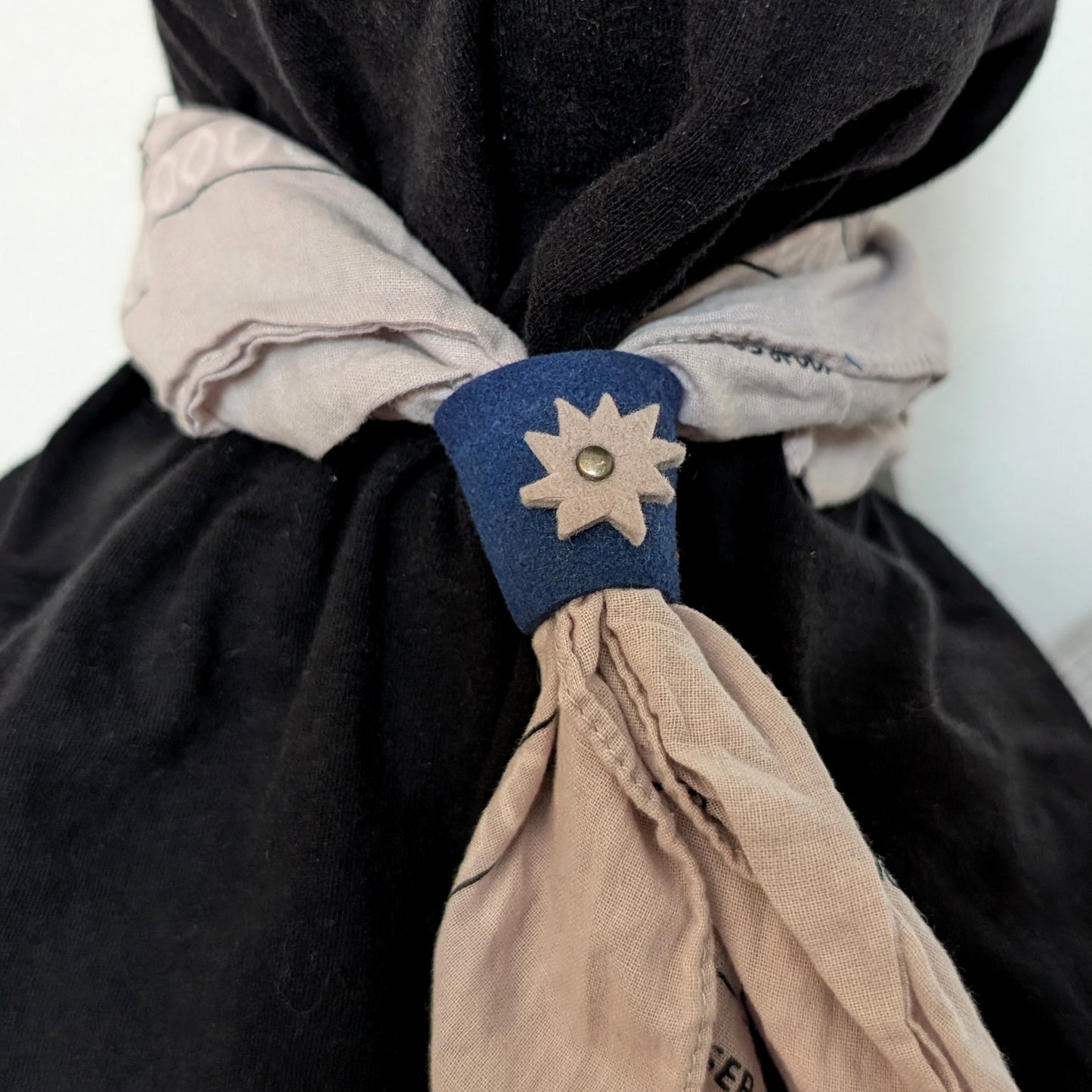 Slide - Blue/Lt Grey Pinwheel