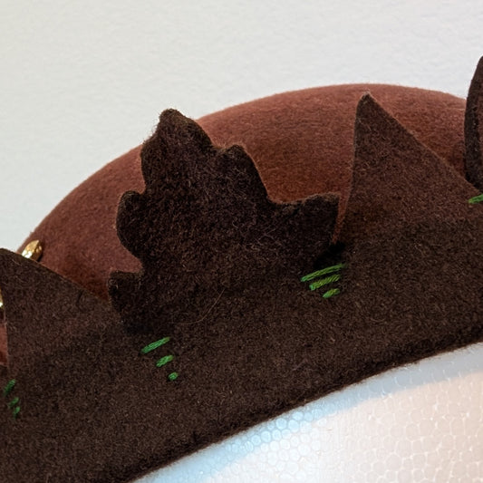 Whoopee Cap Brown / Green Stitch