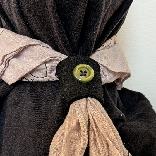 Slide - Black/Green Button