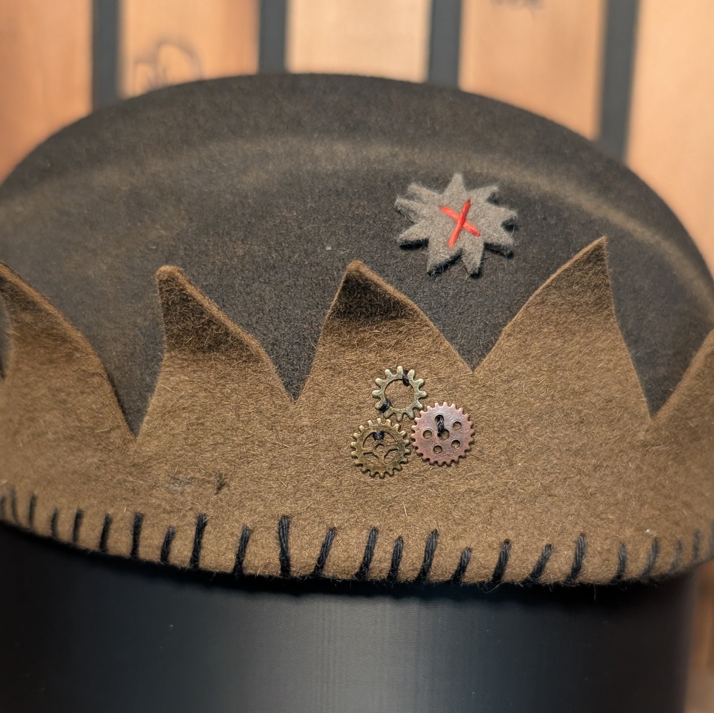 Whoopee Cap - Two-Tone Black/Brown