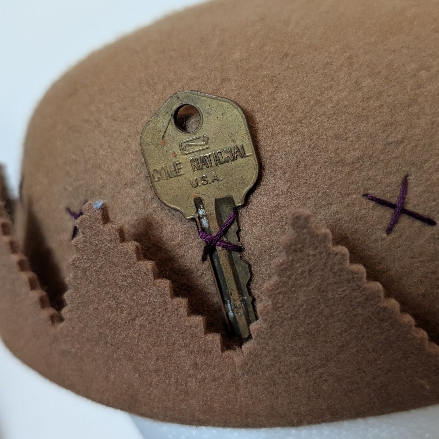 Whoopee Cap Caramel / Purple X